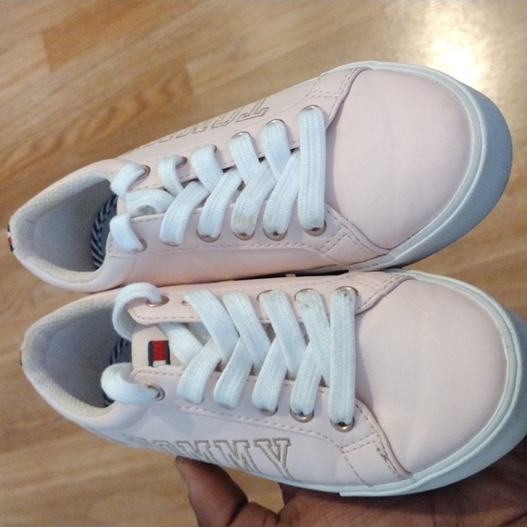 Shoes - Picture 4 of 4